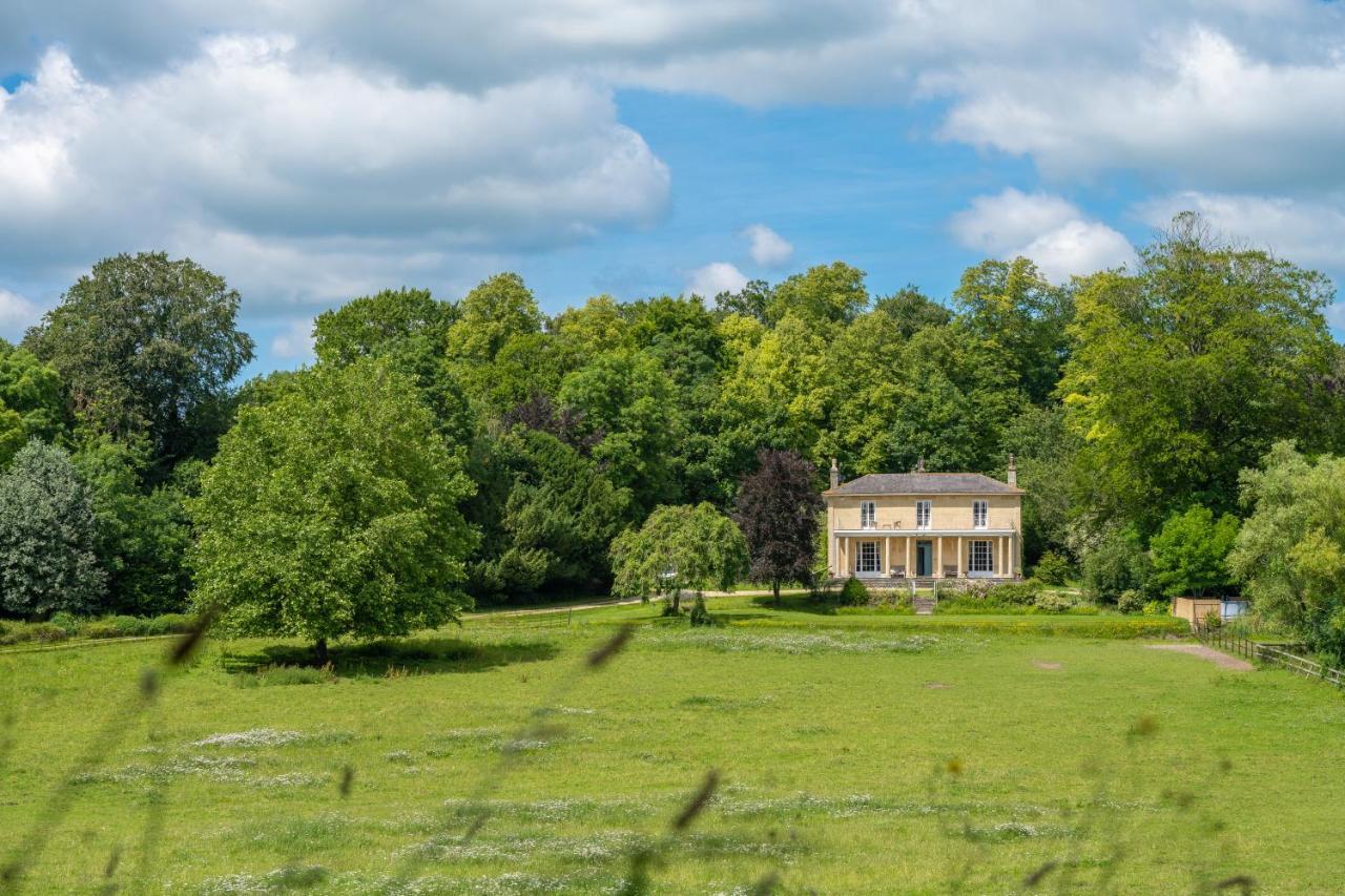 Henge Estate - Restored Manor House, Up To 11 En-Suite Bedrooms Shrewton Экстерьер фото